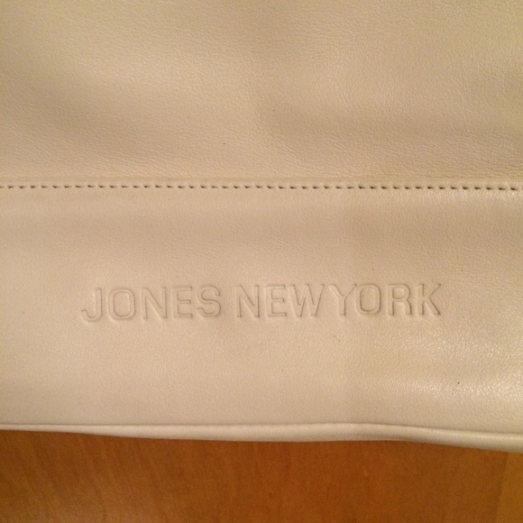 Jones New York Purse - Picture 2 of 3